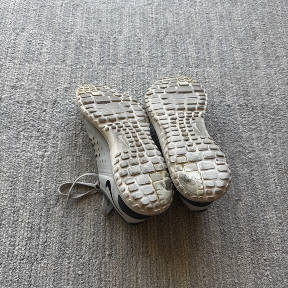 Nike men's running shoes size 8 - Picture 2 of 5